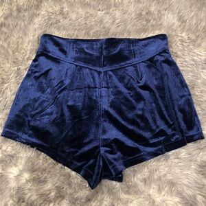 Essue Dark Blue Velvet Booty Short Shorts With Hoop Zipper on back Size L NWT